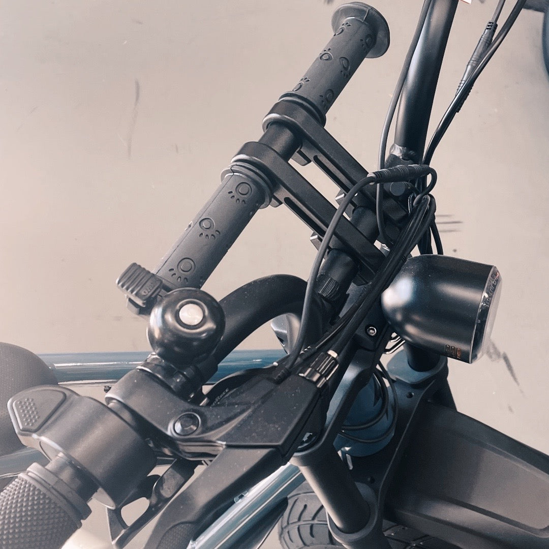 Kids handle bar mounted to a Super73 ebike