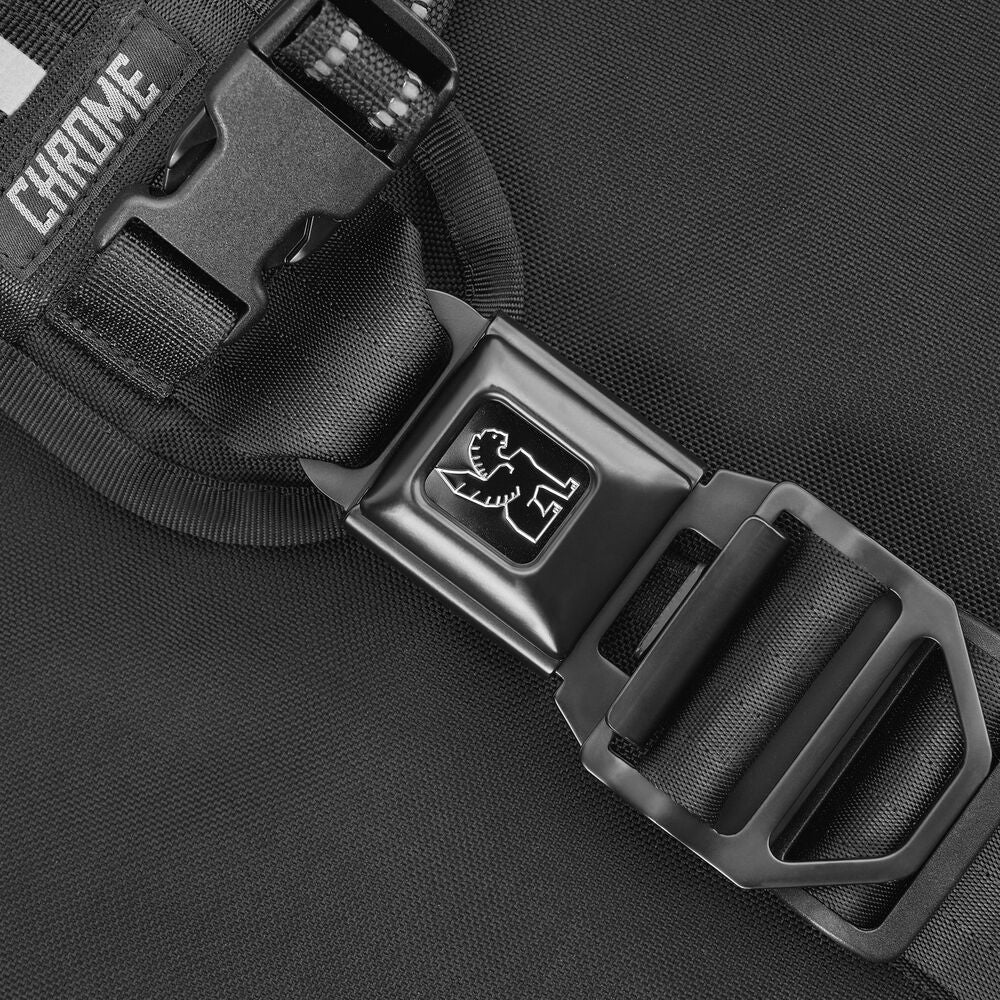 Citizen Messenger Bag by Chrome industries