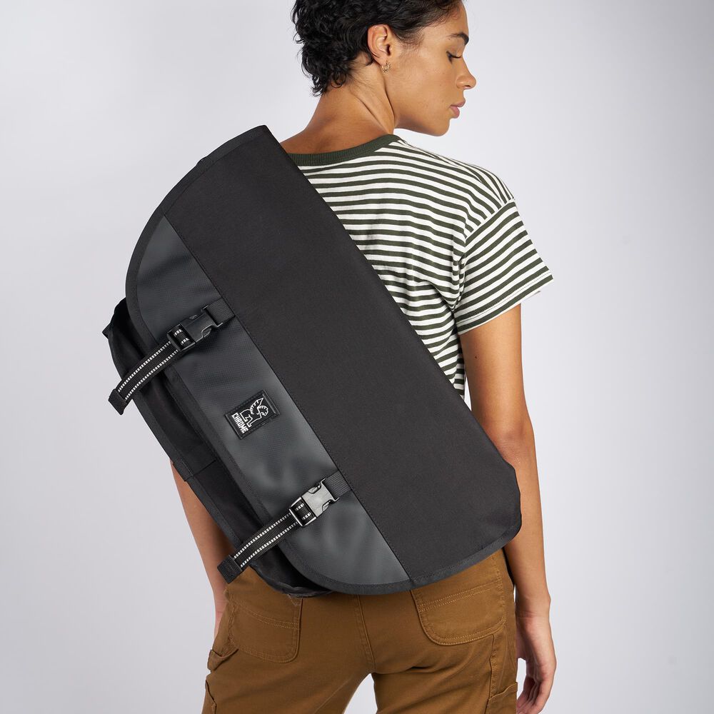 Citizen Messenger Bag by Chrome industries