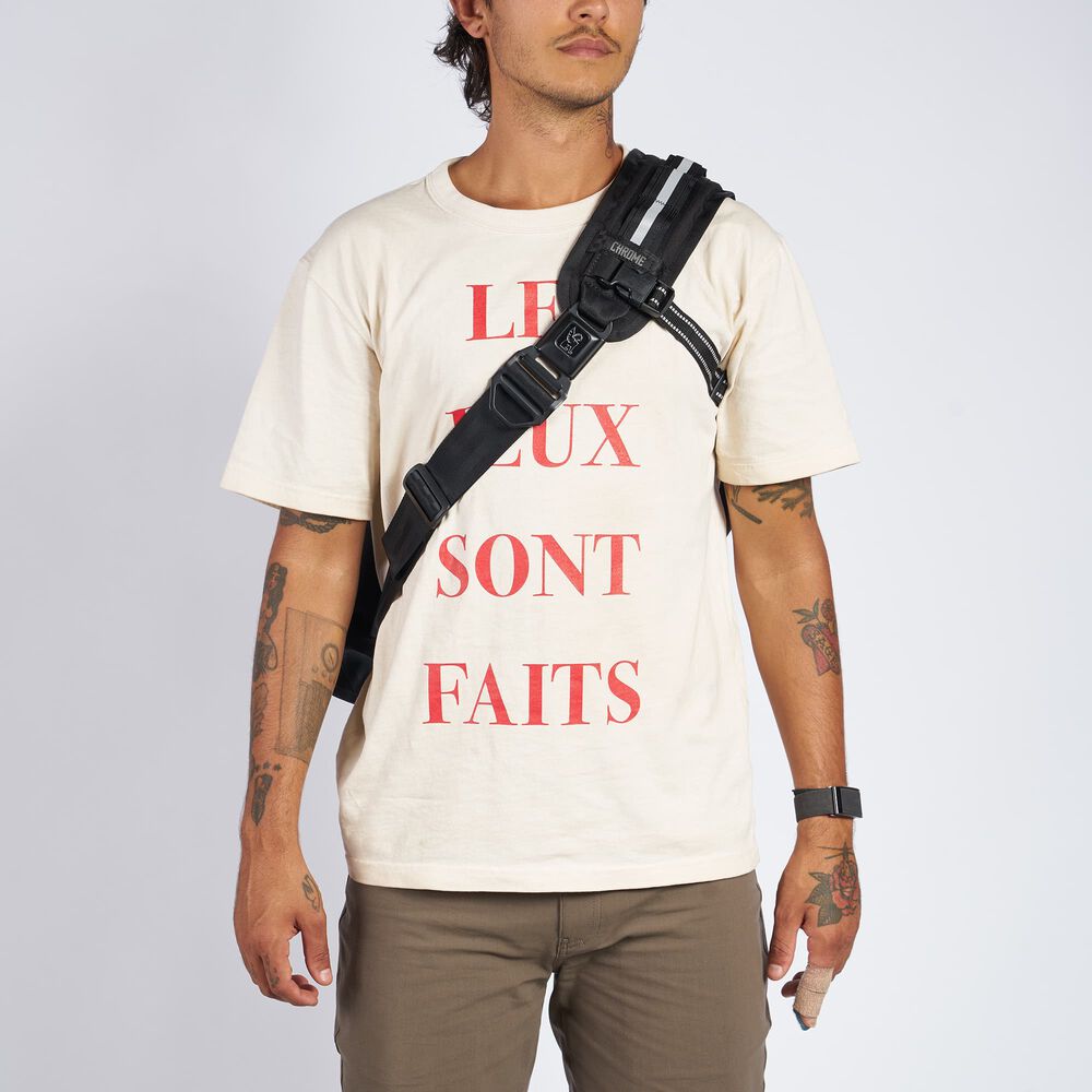 Citizen Messenger Bag by Chrome industries